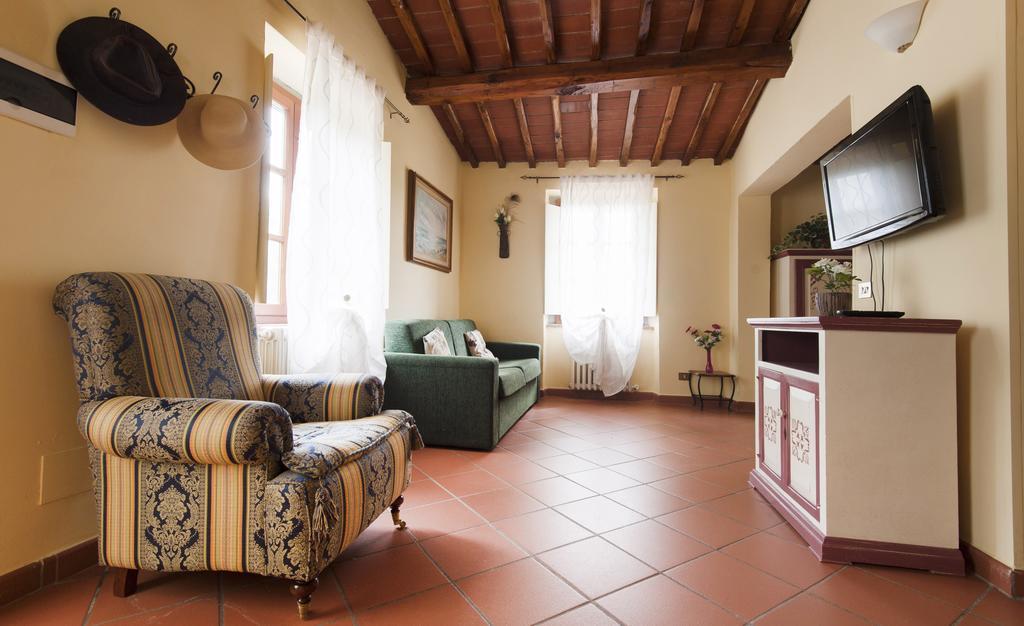 Agriturismo Le Buche Di Viesca Reggello Bagian luar foto