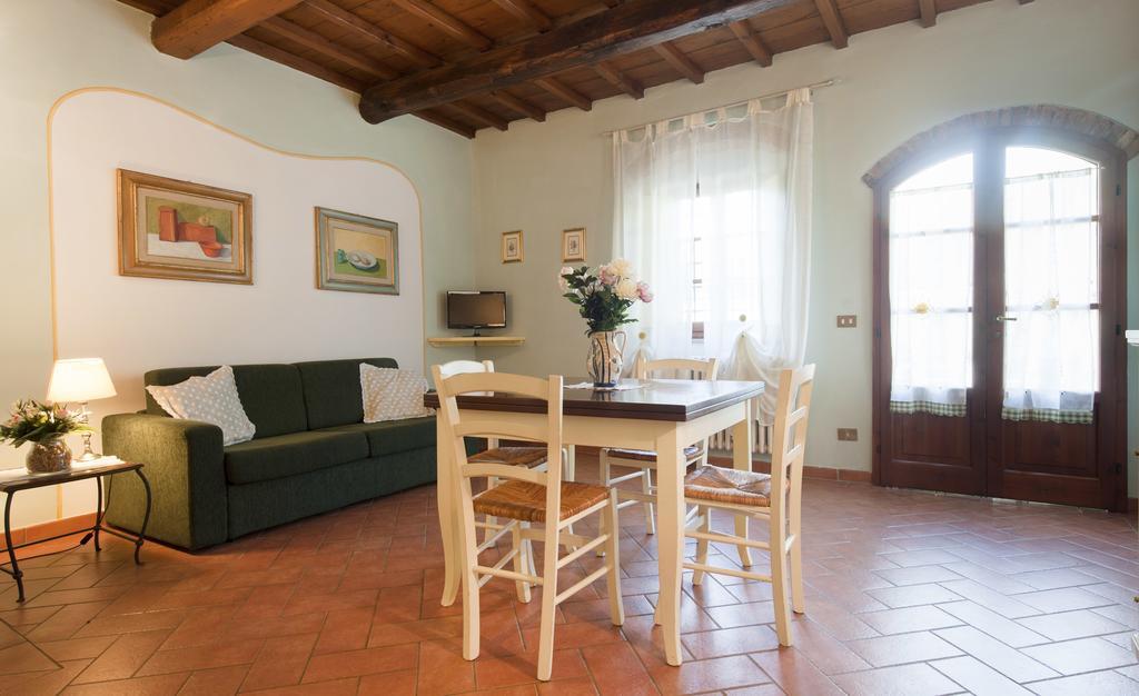 Agriturismo Le Buche Di Viesca Reggello Bagian luar foto