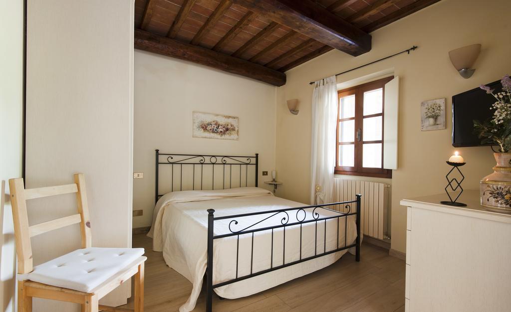 Agriturismo Le Buche Di Viesca Reggello Bagian luar foto